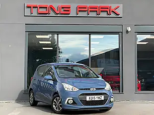 Used 2016 Toyota Aqua Gs Black - Interior and Exterior details 11