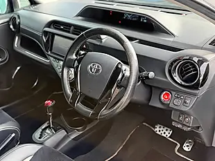 Used 2016 Toyota Aqua Gs White - Interior and Exterior details 13
