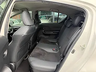 Used 2016 Toyota Aqua Gs White - Interior and Exterior details 17