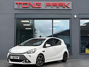 Used 2016 Toyota Aqua Gs White - Interior and Exterior details 9