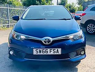 Used 2016 Toyota Auris Business Edition Blue - Interior and Exterior details 2