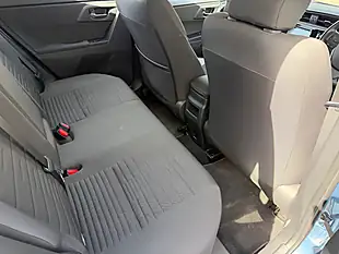 Used 2016 Toyota Auris Business Edition Blue - Interior and Exterior details 15