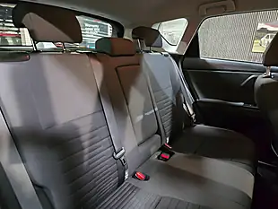 Used 2016 Toyota Auris Business Edition Blue - Interior and Exterior details 15