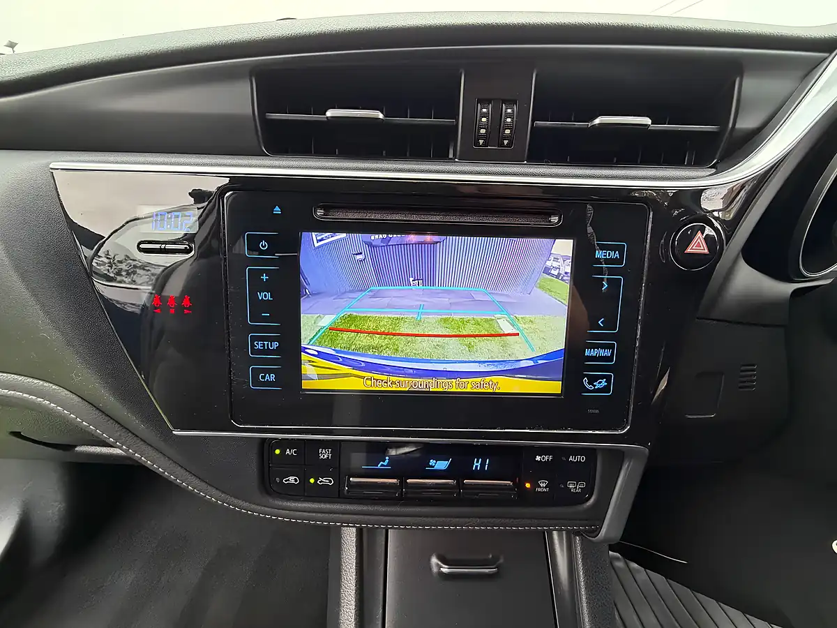 Used 2016 Toyota Auris Business Edition Touring Sports Blue - Interior and Exterior details 12