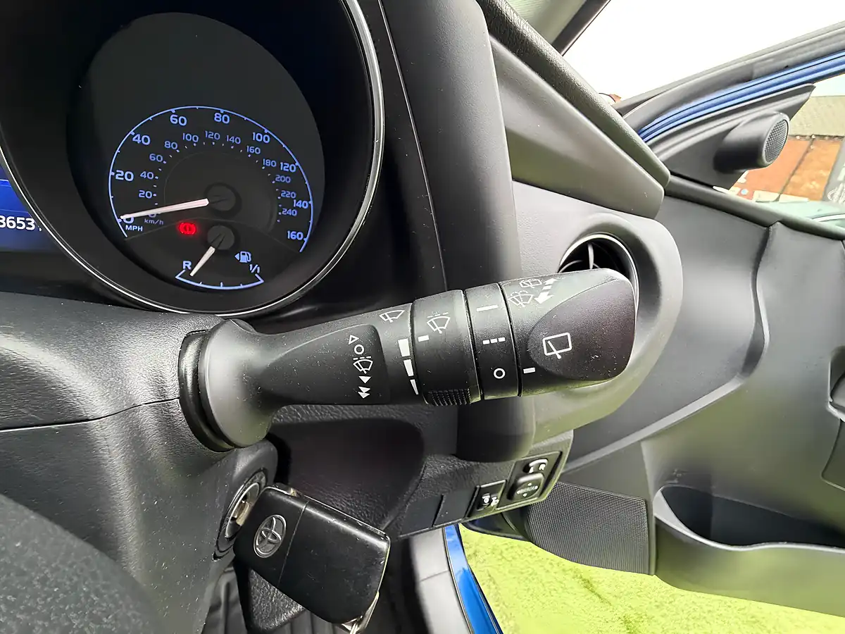 Used 2016 Toyota Auris Business Edition Touring Sports Blue - Interior and Exterior details 13