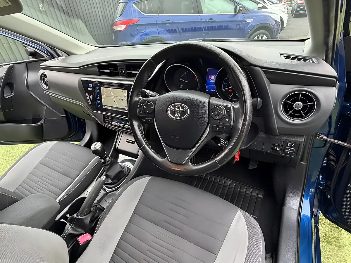 Used 2016 Toyota Auris Business Edition Touring Sports Blue - Interior and Exterior details 2