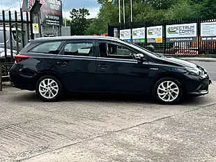 Used 2016 Toyota Auris Business Edition Touring Sports Tss Black - Interior and Exterior details 13