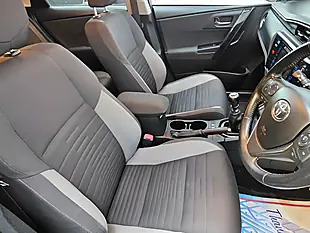 Used 2016 Toyota Auris Design Bronze - Interior and Exterior details 13
