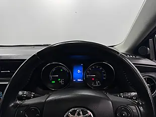 Used 2016 Toyota Auris Excel Blue - Interior and Exterior details 16