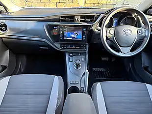 Used 2016 Toyota Auris Icon Blue - Interior and Exterior details 20