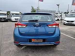 Used 2016 Toyota Auris Icon Denim Blue Metallic - Interior and Exterior details 6
