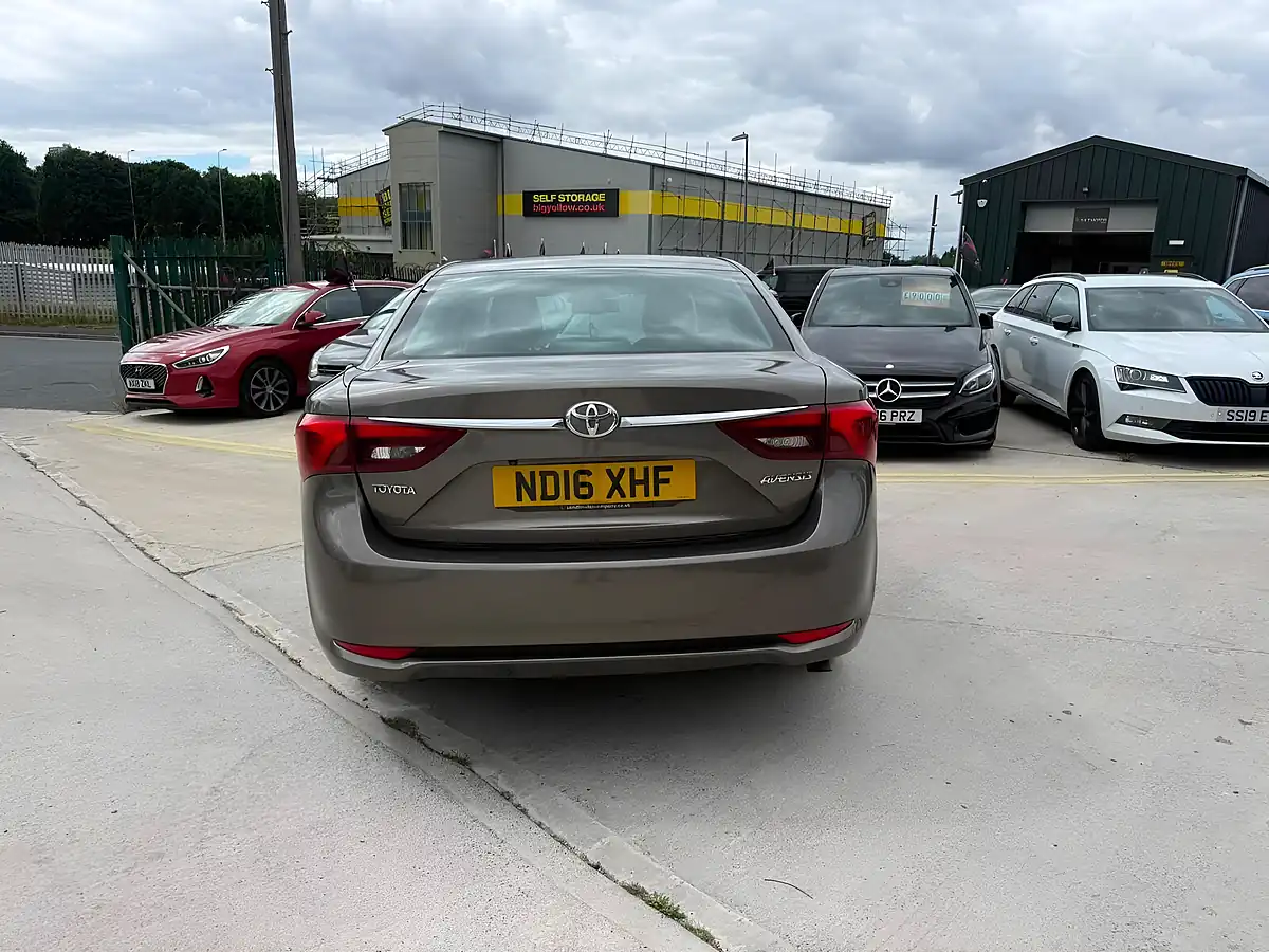Used 2016 Toyota Avensis Business Edition Bronze - Interior and Exterior details 8