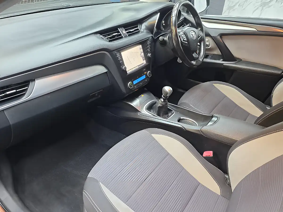 Used 2016 Toyota Avensis Business Edition Brown - Interior and Exterior details 13