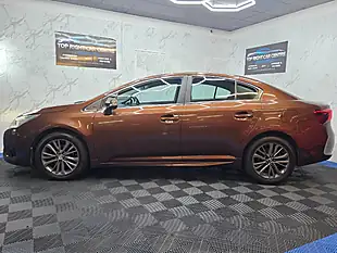 Used 2016 Toyota Avensis Business Edition Brown - Interior and Exterior details 8
