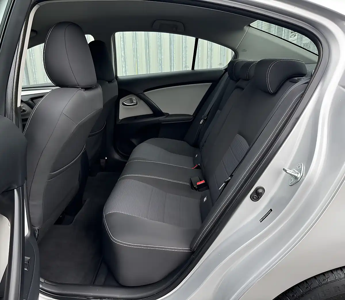 Used 2016 Toyota Avensis Business Edition Silver - Interior and Exterior details 11
