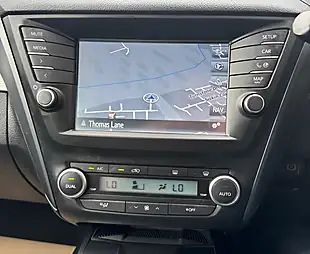 Used 2016 Toyota Avensis Business Edition Silver - Interior and Exterior details 16