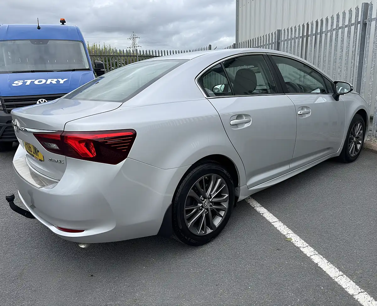 Used 2016 Toyota Avensis Business Edition Silver - Interior and Exterior details 5