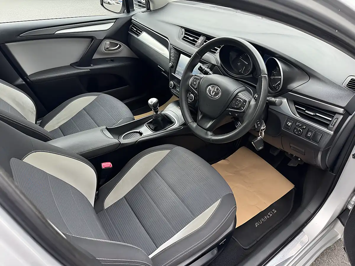 Used 2016 Toyota Avensis Business Edition Silver - Interior and Exterior details 9