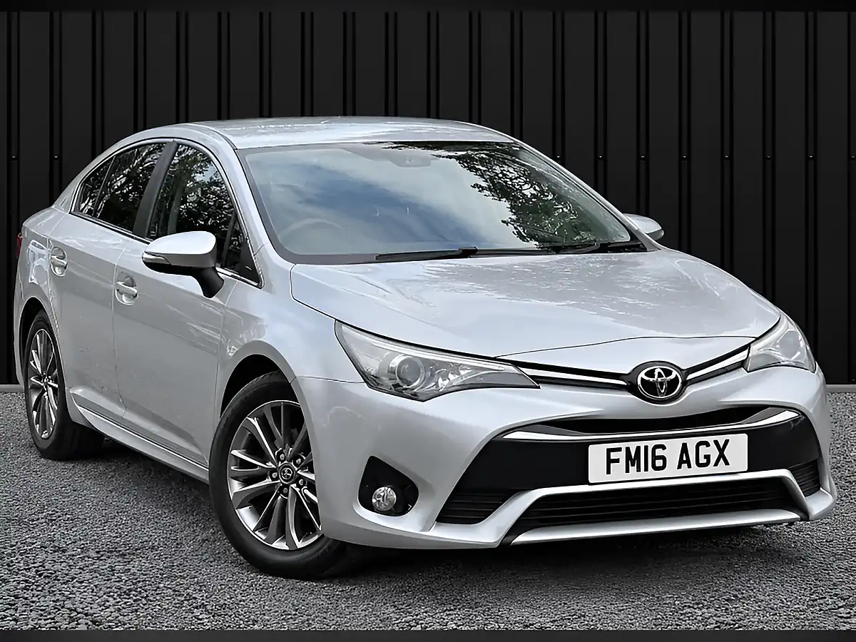 Used 2016 Toyota Avensis Business Edition Silver - Front View