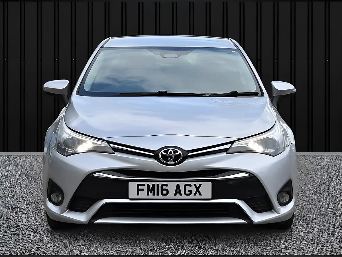 Used 2016 Toyota Avensis Business Edition Silver - Interior and Exterior details 2