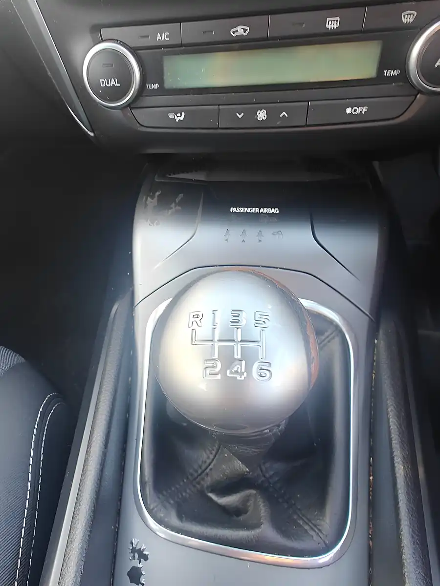 Used 2016 Toyota Avensis Business Edition Touring Sports Black - Interior and Exterior details 10