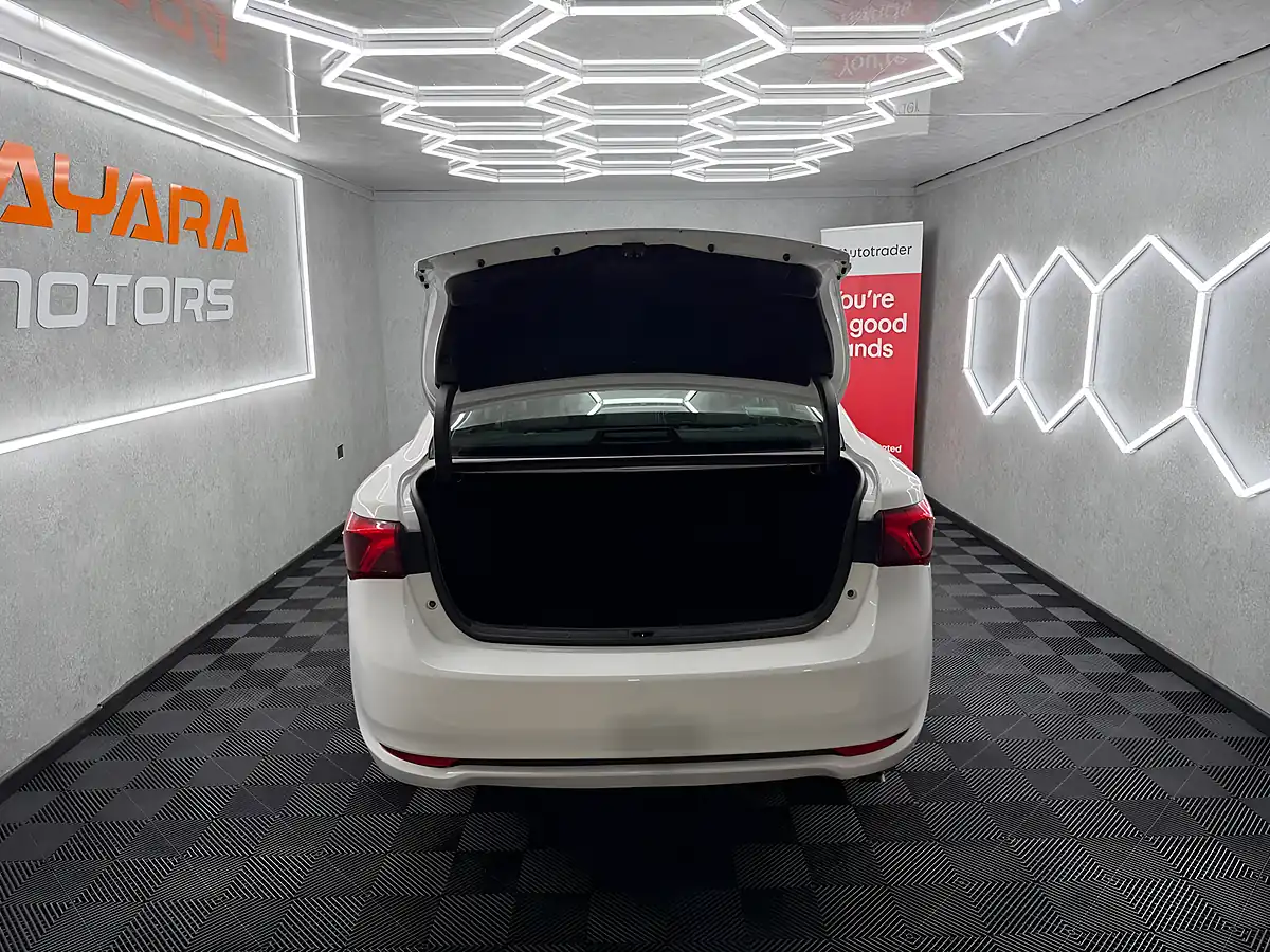 Used 2016 Toyota Avensis Business Edition White - Interior and Exterior details 13