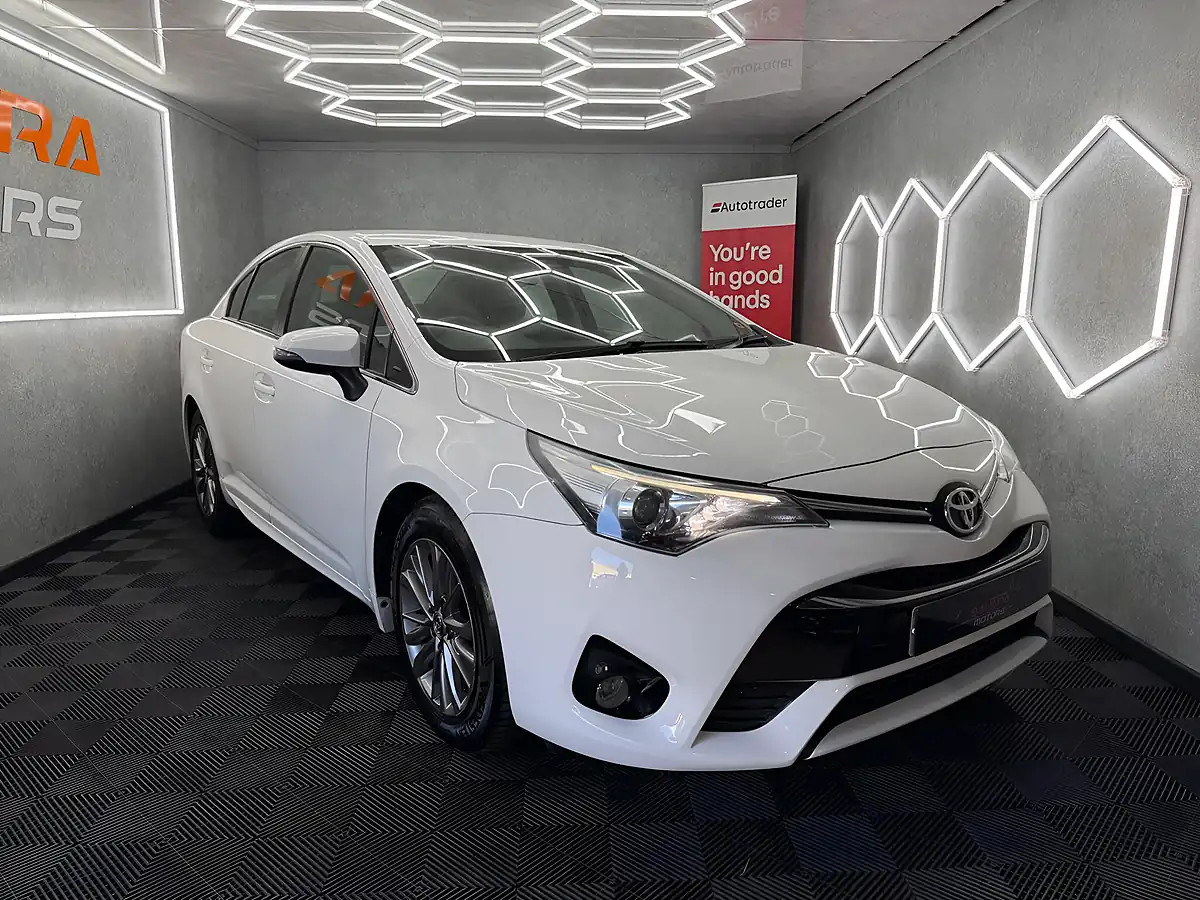 Used 2016 Toyota Avensis Business Edition White - Interior and Exterior details 9