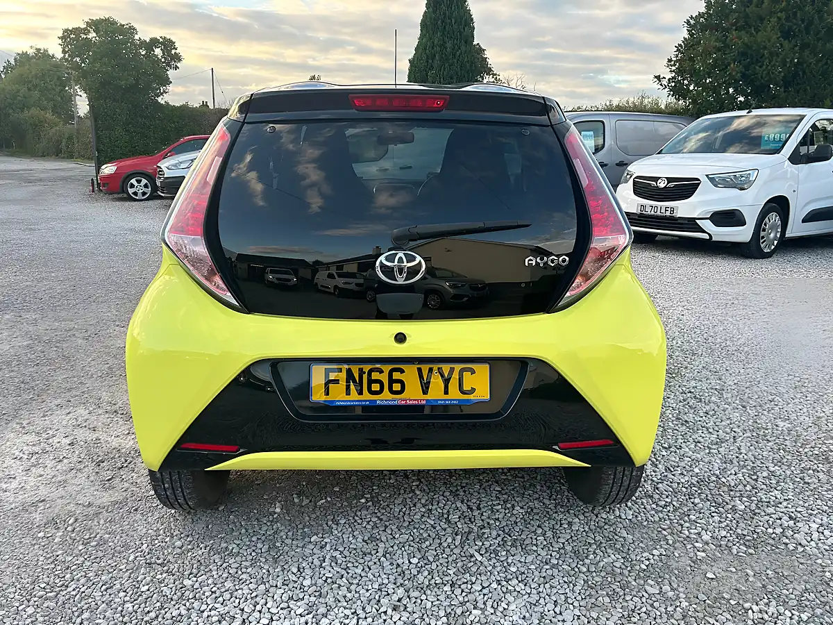Used 2016 Toyota Aygo X-Cite 3 Yellow Bi-Tone Yellow - Interior and Exterior details 7