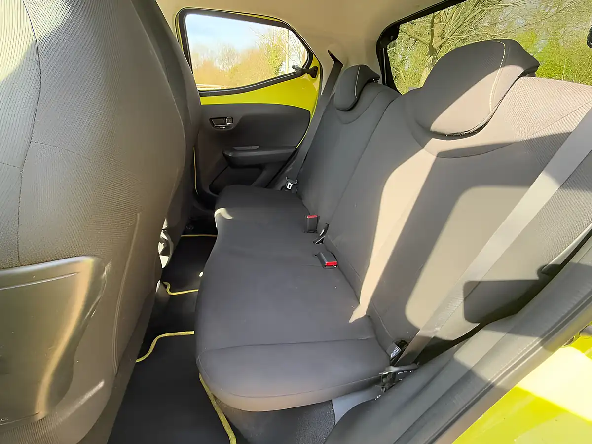 Used 2016 Toyota Aygo X-Cite 3 Yellow - Interior and Exterior details 10