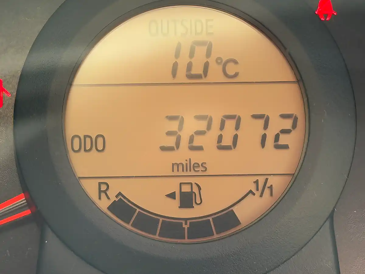 Used 2016 Toyota Aygo X-Cite 3 Yellow - Interior and Exterior details 14