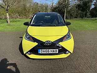 Used 2016 Toyota Aygo X-Cite 3 Yellow - Interior and Exterior details 2