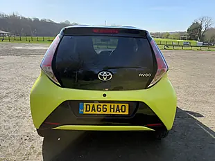 Used 2016 Toyota Aygo X-Cite 3 Yellow - Interior and Exterior details 5