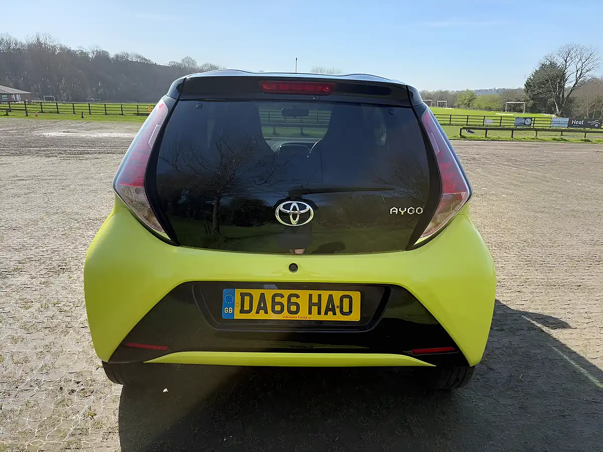 Used 2016 Toyota Aygo X-Cite 3 Yellow - Interior and Exterior details 5