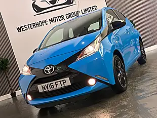 Used 2016 Toyota Aygo X-Cite Blue - Interior and Exterior details 10