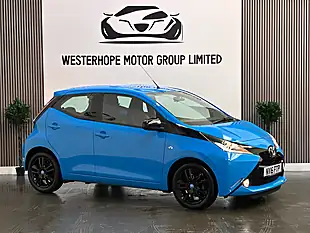 Used 2016 Toyota Aygo X-Cite Blue - Interior and Exterior details 12