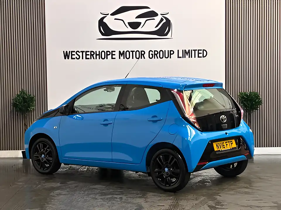 Used 2016 Toyota Aygo X-Cite Blue - Interior and Exterior details 2