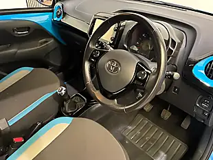 Used 2016 Toyota Aygo X-Cite Blue - Interior and Exterior details 3