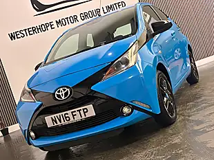 Used 2016 Toyota Aygo X-Cite Blue - Interior and Exterior details 7