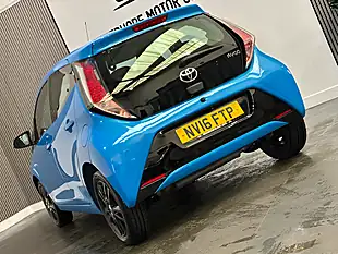 Used 2016 Toyota Aygo X-Cite Blue - Interior and Exterior details 9
