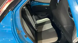 Used 2016 Toyota Aygo X-Cite Blue - Interior and Exterior details 11
