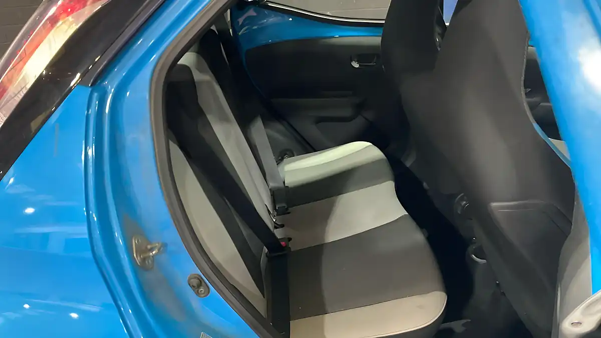 Used 2016 Toyota Aygo X-Cite Blue - Interior and Exterior details 11