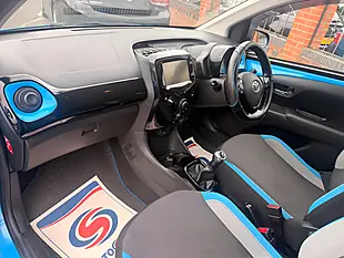 Used 2016 Toyota Aygo X-Cite Blue - Interior and Exterior details 10