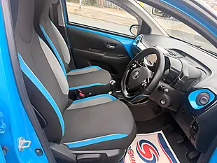 Used 2016 Toyota Aygo X-Cite Blue - Interior and Exterior details 13