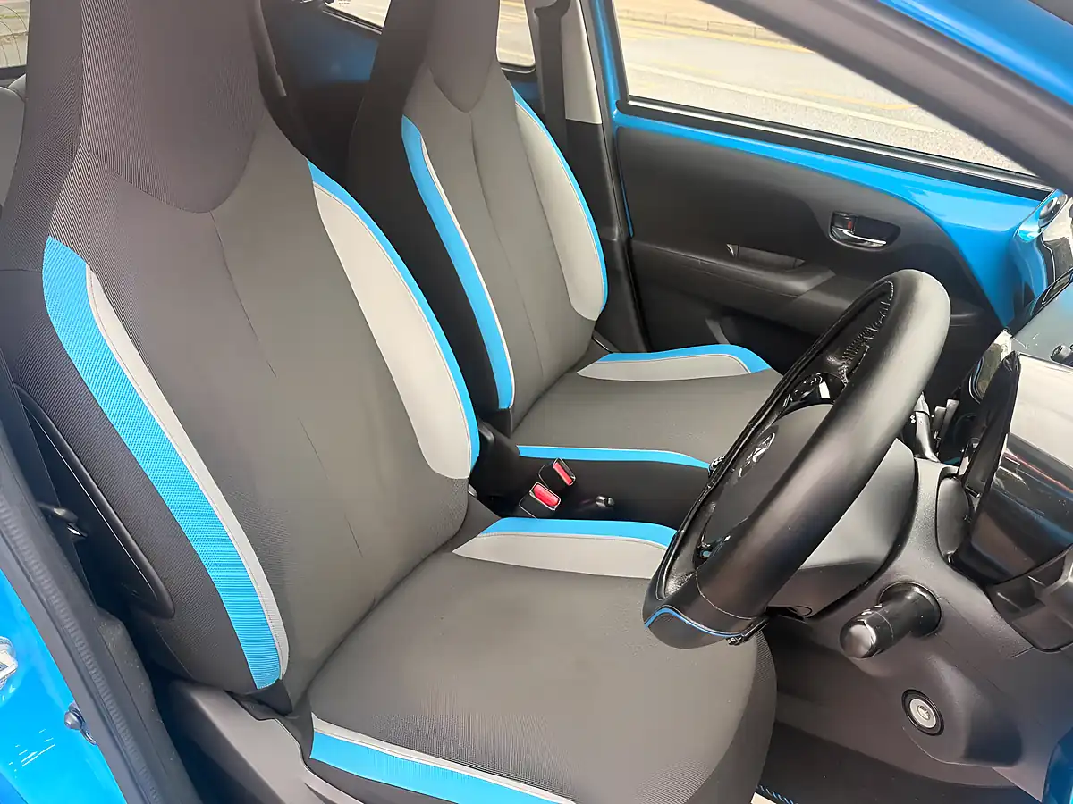 Used 2016 Toyota Aygo X-Cite Blue - Interior and Exterior details 17
