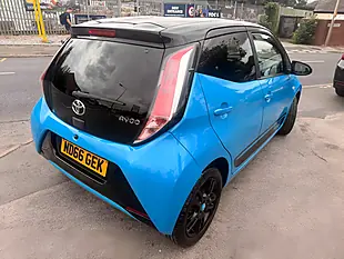 Used 2016 Toyota Aygo X-Cite Blue - Interior and Exterior details 3