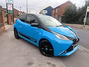 Used 2016 Toyota Aygo X-Cite Blue - Interior and Exterior details 5