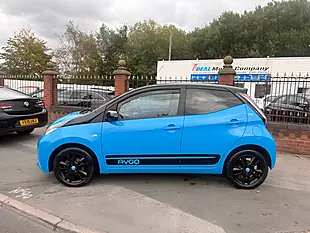 Used 2016 Toyota Aygo X-Cite Blue - Interior and Exterior details 6