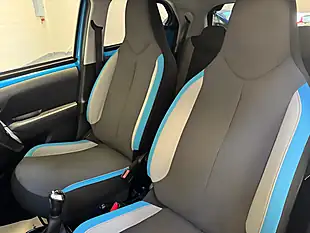 Used 2016 Toyota Aygo X-Cite Blue - Interior and Exterior details 15