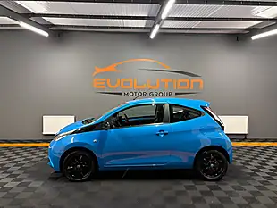 Used 2016 Toyota Aygo X-Cite (instyle Pack) Blue - Interior and Exterior details 2