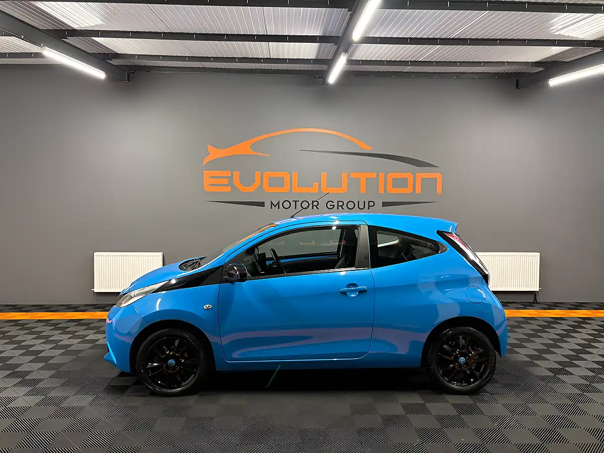 Used 2016 Toyota Aygo X-Cite (instyle Pack) Blue - Interior and Exterior details 2
